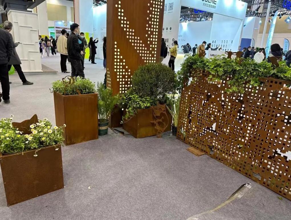 波密耐候钢花箱